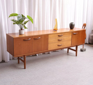 6225 VINTAGE LONG-JOHN TEAK SIDEBOARD AVALON RETRO 60s Mid Century Danish - teakyfinders