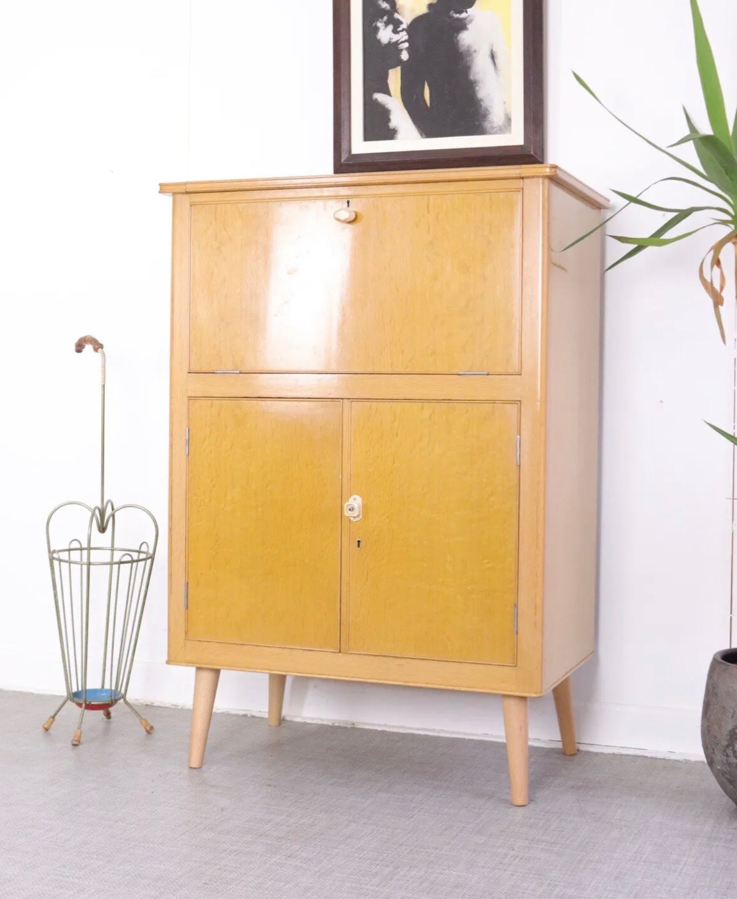 Mid Century Light Oak Vintage Drinks Cabinet Cocktail Bar Retro 50s - teakyfinders