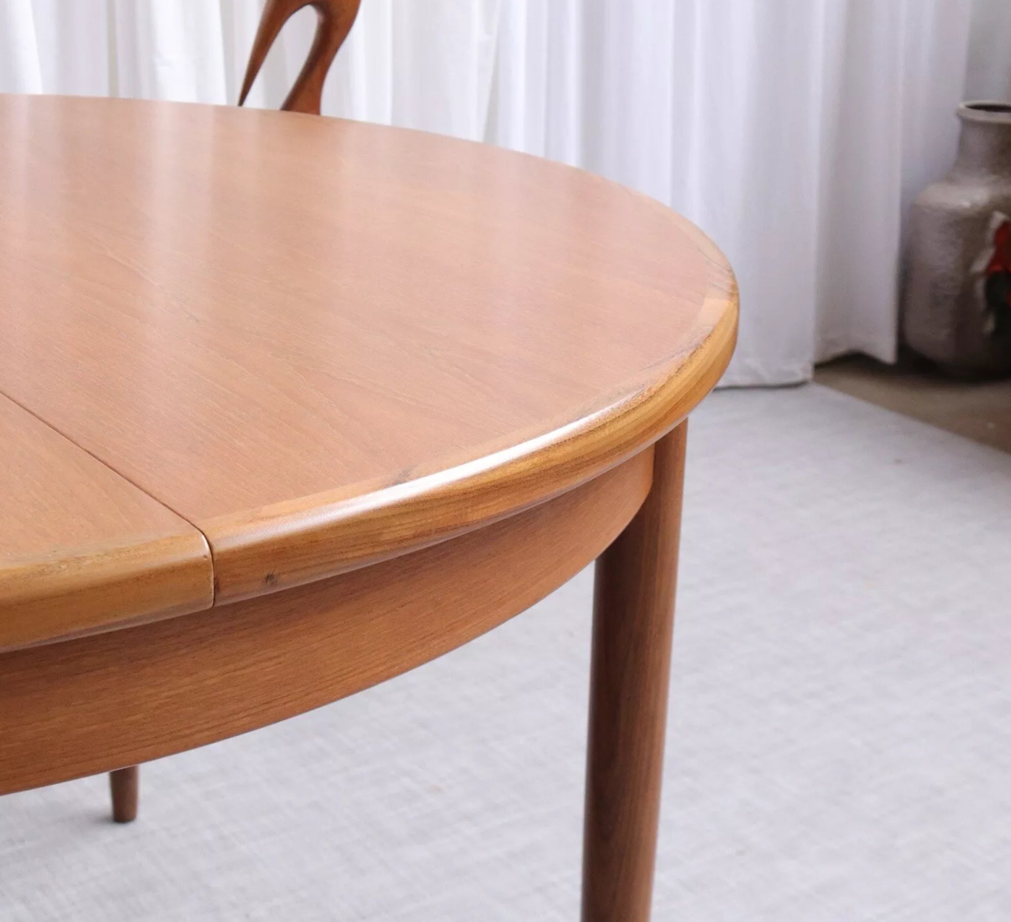 6224 G Plan Fresco Round Teak Extendable Dining Table V b Wilkins Stunning Condition - teakyfinders