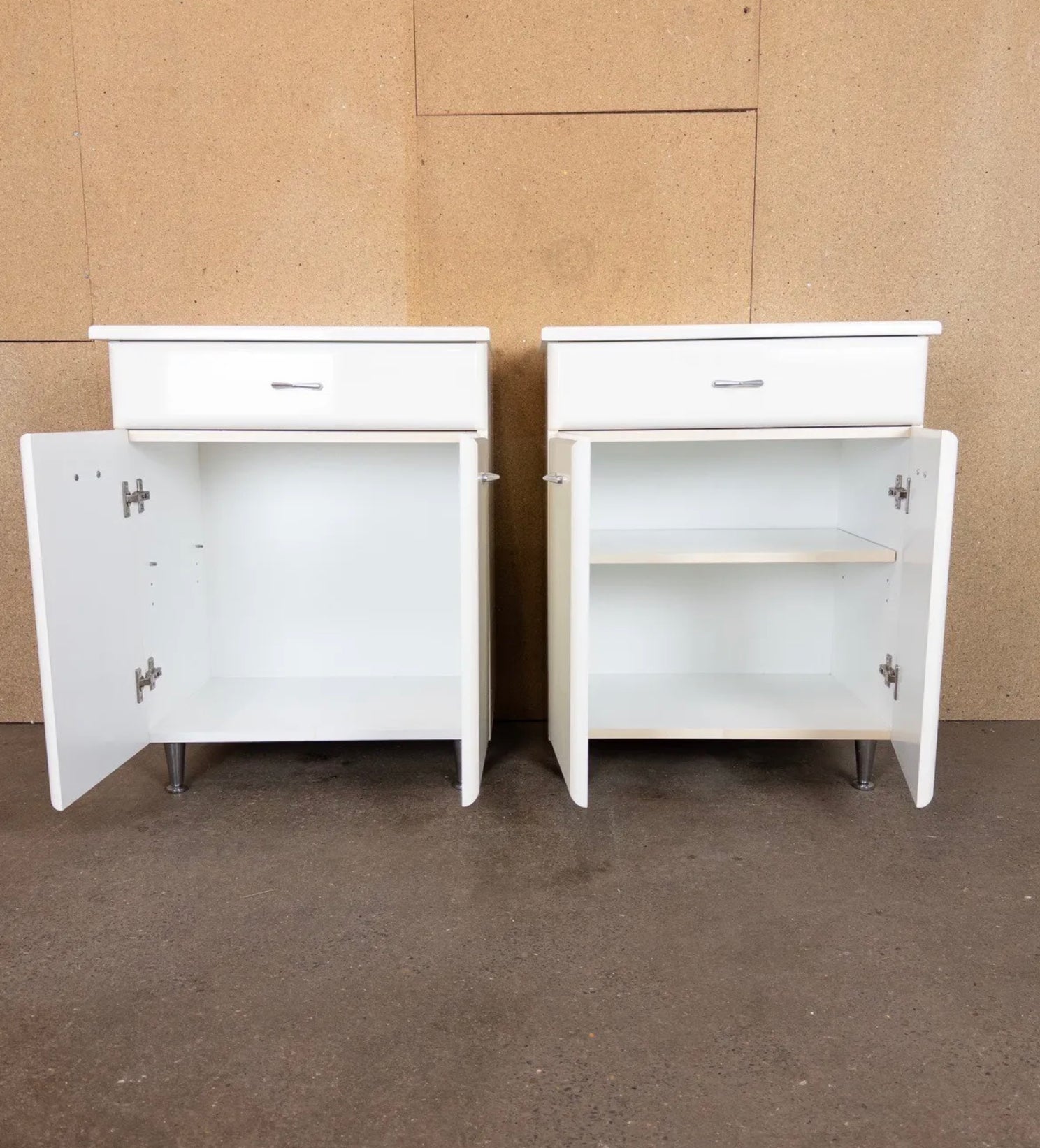 Vintage Style Pair of Bedside Tables with Drawers - High Gloss White - teakyfinders