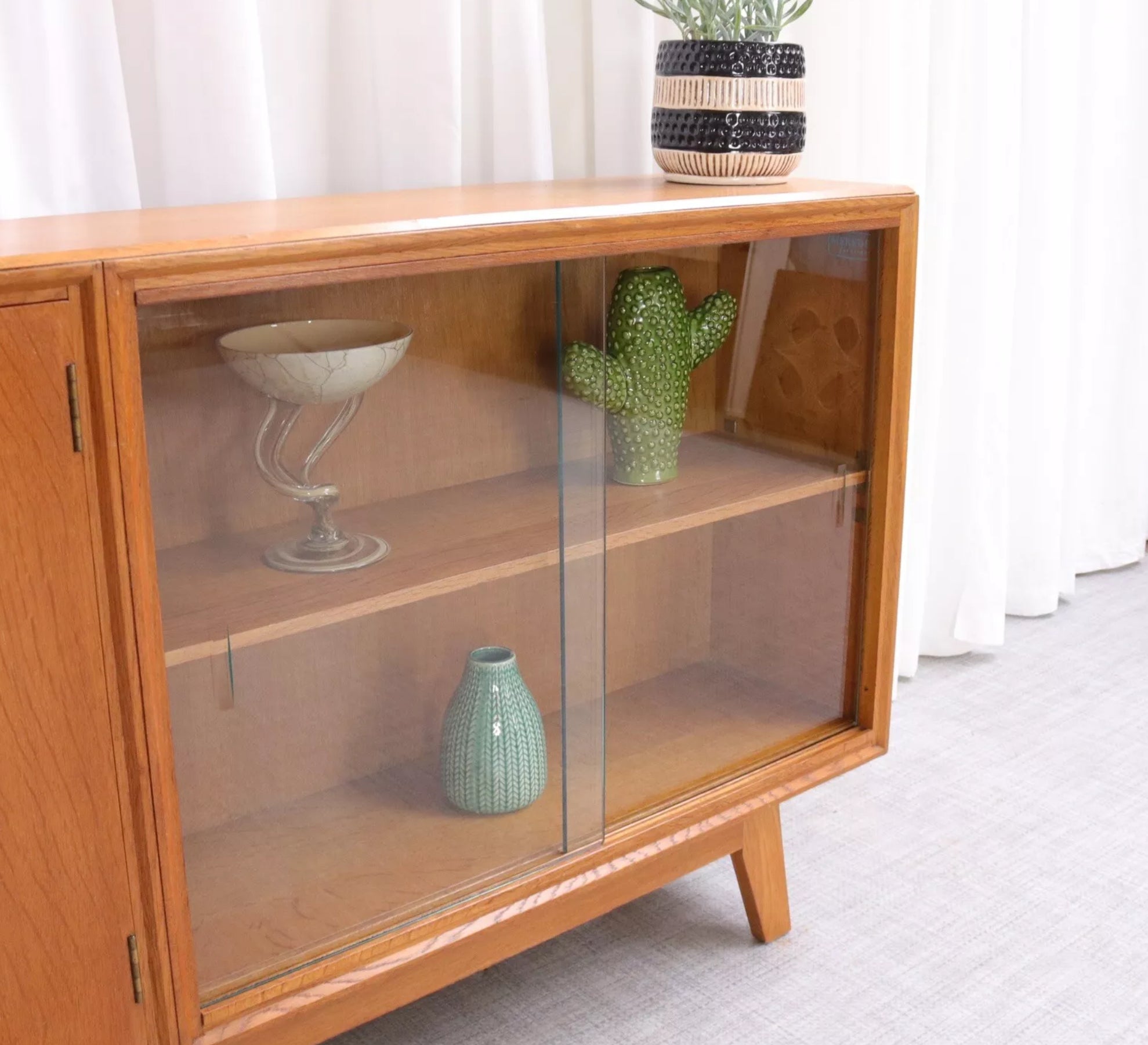 6221 Vintage Bookcase Glazed Sideboard Mid Century In Light Oak By Meredew 60s - teakyfinders