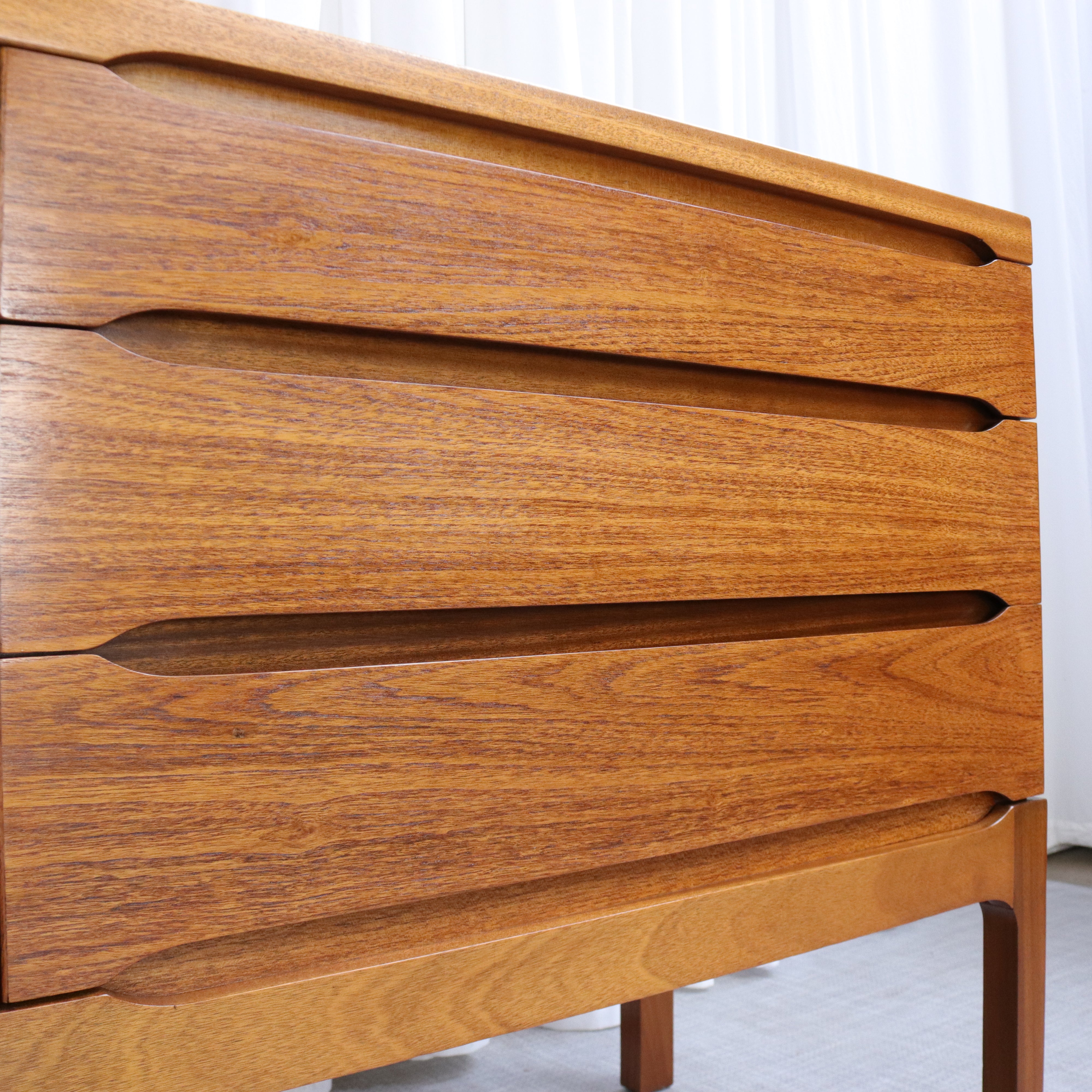 Meredew Lancer Teak Sideboard - teakyfinders