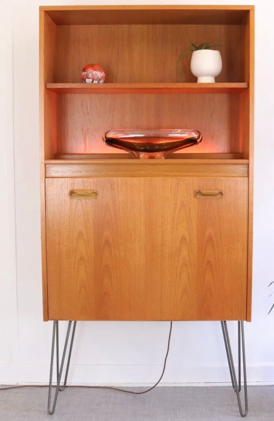 G Plan Teak Bookcase/Drop Leaf Drinks Cabinet Hairpin Legs - teakyfinders