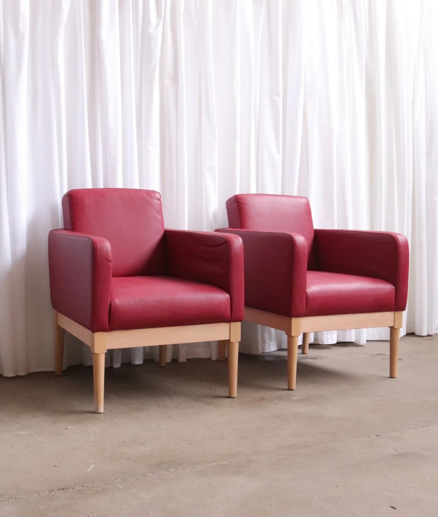 Pair Modern Cocktail Arm Chairs In Red Vinyl And Beech Stunning Quality - teakyfinders