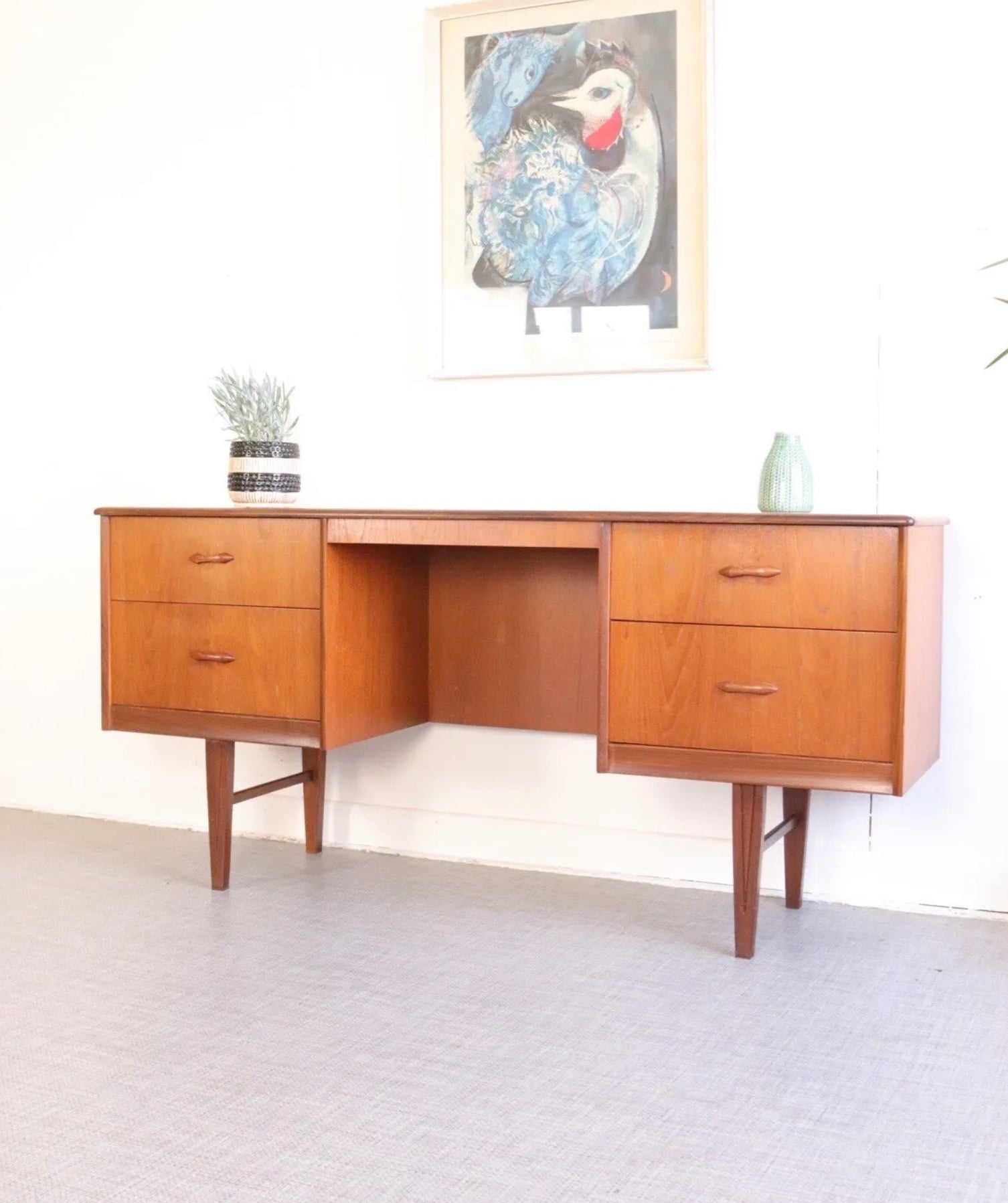 Homeworthy Mid Century Teak Vintage Desk /Home Office Retro Danish Style - teakyfinders