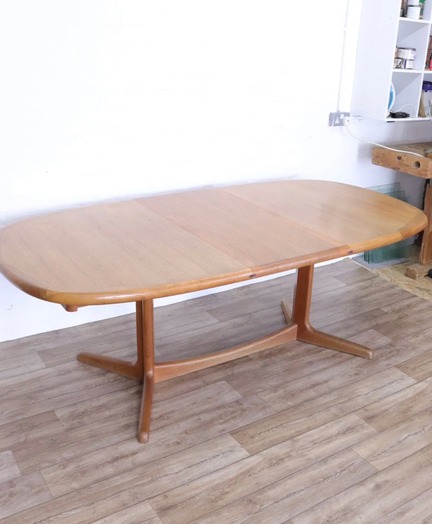 6146 Mid Century Teak Extendable Danish Benny Linden Dining Table Seats 6-8 - teakyfinders