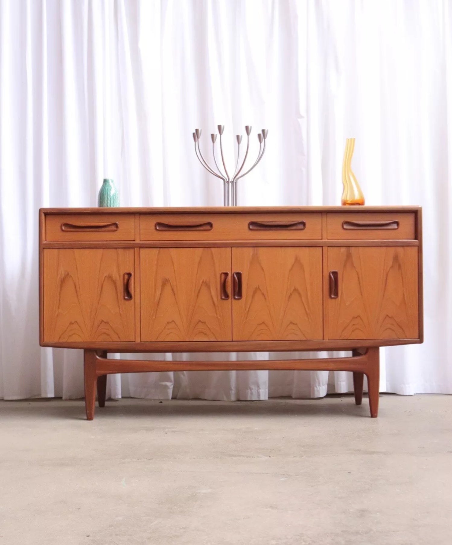 VINTAGE MID CENTURY G PLAN FRESCO TEAK SIDEBOARD - teakyfinders