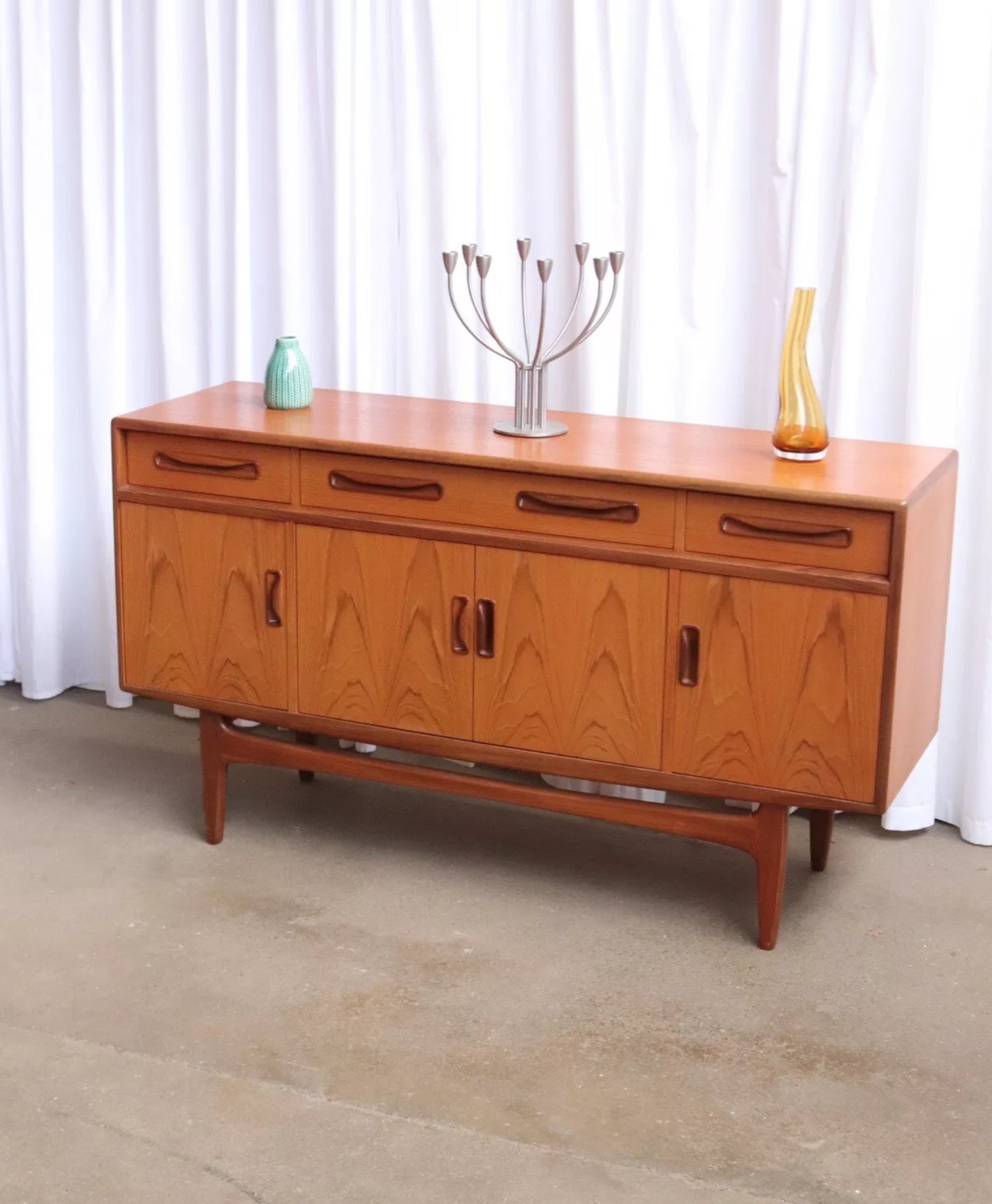 VINTAGE MID CENTURY G PLAN FRESCO TEAK SIDEBOARD - teakyfinders