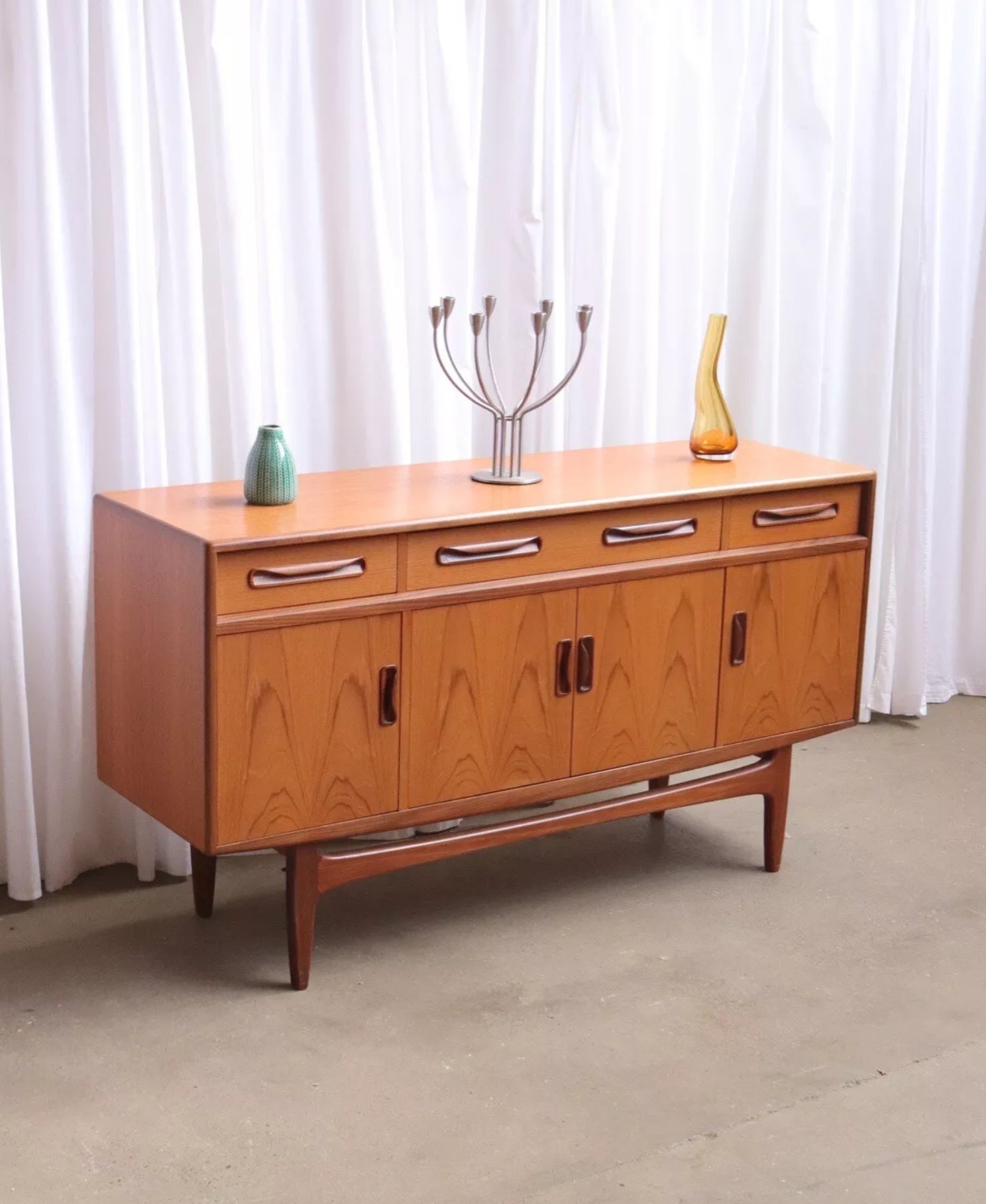 VINTAGE MID CENTURY G PLAN FRESCO TEAK SIDEBOARD - teakyfinders