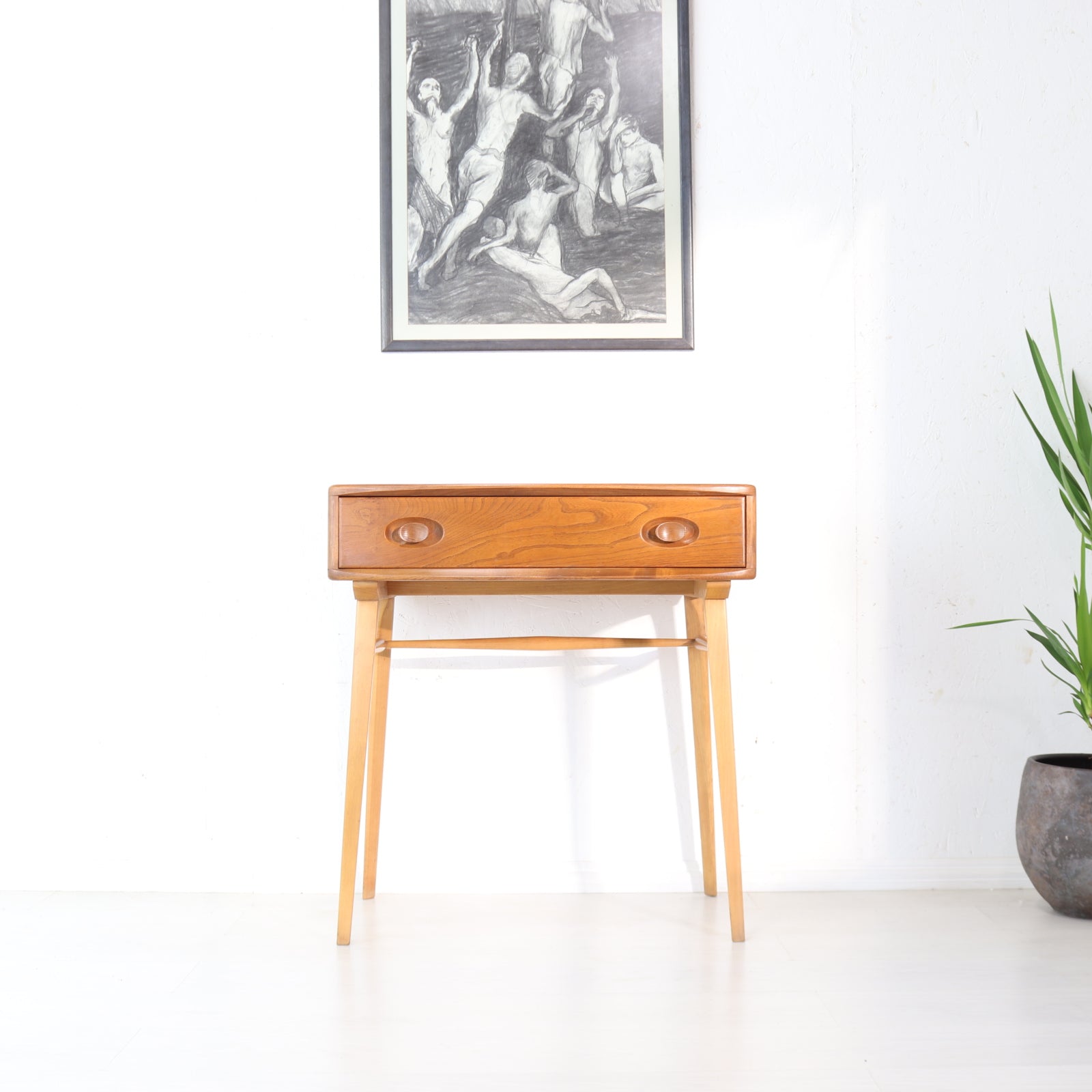 Ercol Compact Writing Desk Model 437 Stunning Condition - teakyfinders