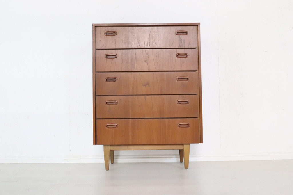 Mid Century Chest of Five Drawers in Teak - teakyfinders