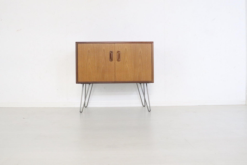 Small G plan Sideboard in Teak - On Hairpin Legs - teakyfinders