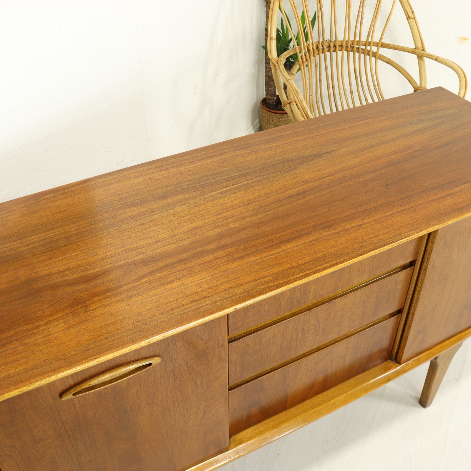 Jentique Compact Size Teak Sideboard - teakyfinders