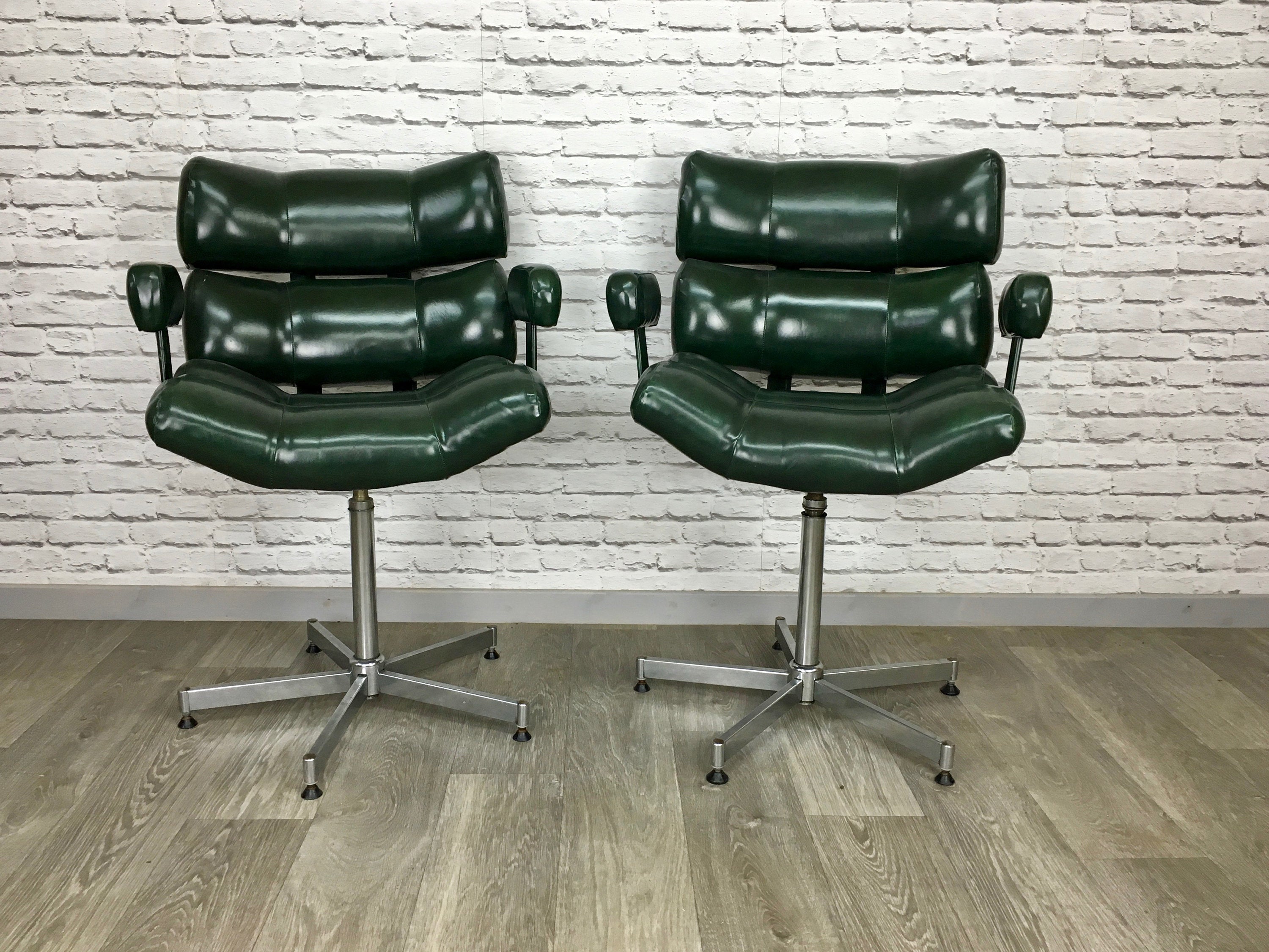 Original Retro Swivel Barbers Chairs - teakyfinders