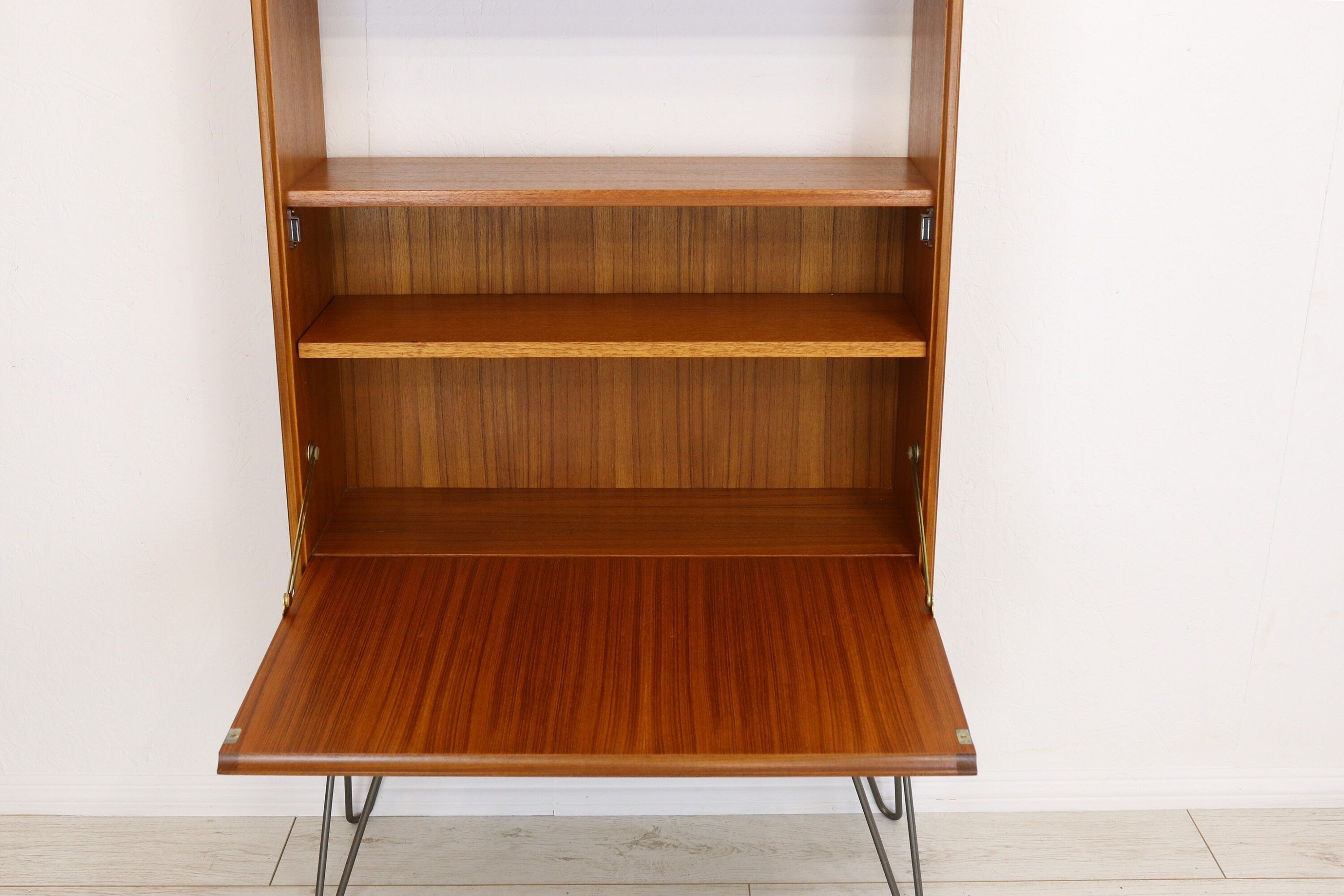 G Plan Form Five Teak Display Unit on Hairpin Legs - teakyfinders