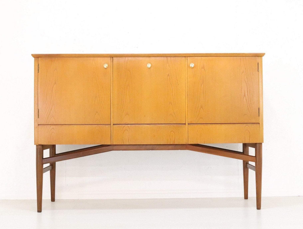 Rare Model Meredew Sideboard - teakyfinders