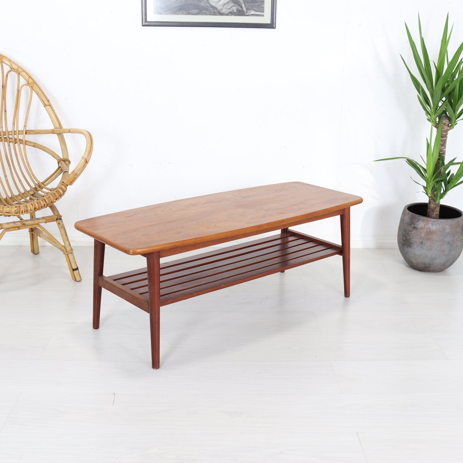 Mid Century Teak Romanian Coffee Table with Magazine rack - teakyfinders