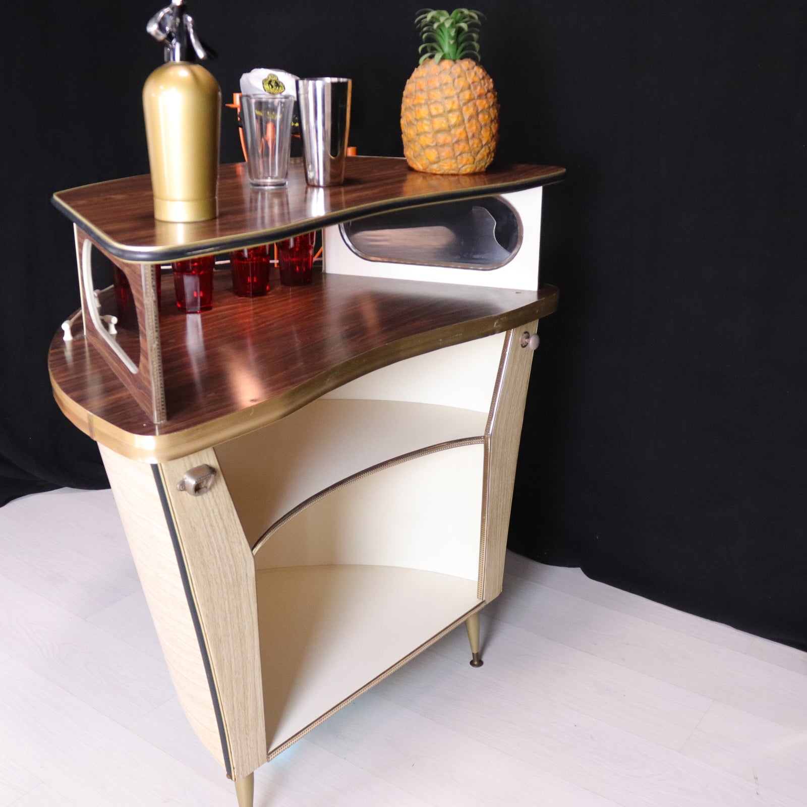 Retro Funky Boat Home Drinks Bar - teakyfinders