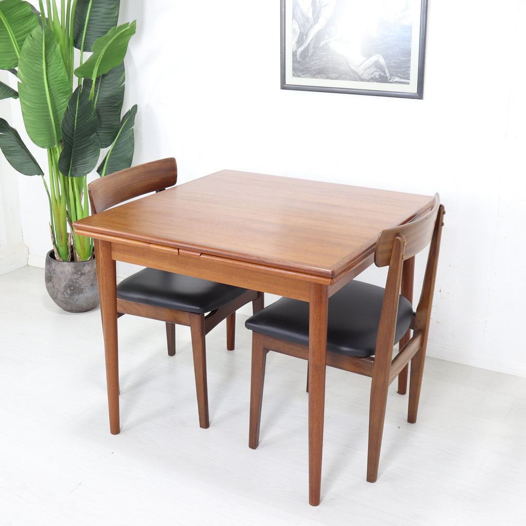 AM Ansager Mobler Small Square Teak Dining Table - teakyfinders