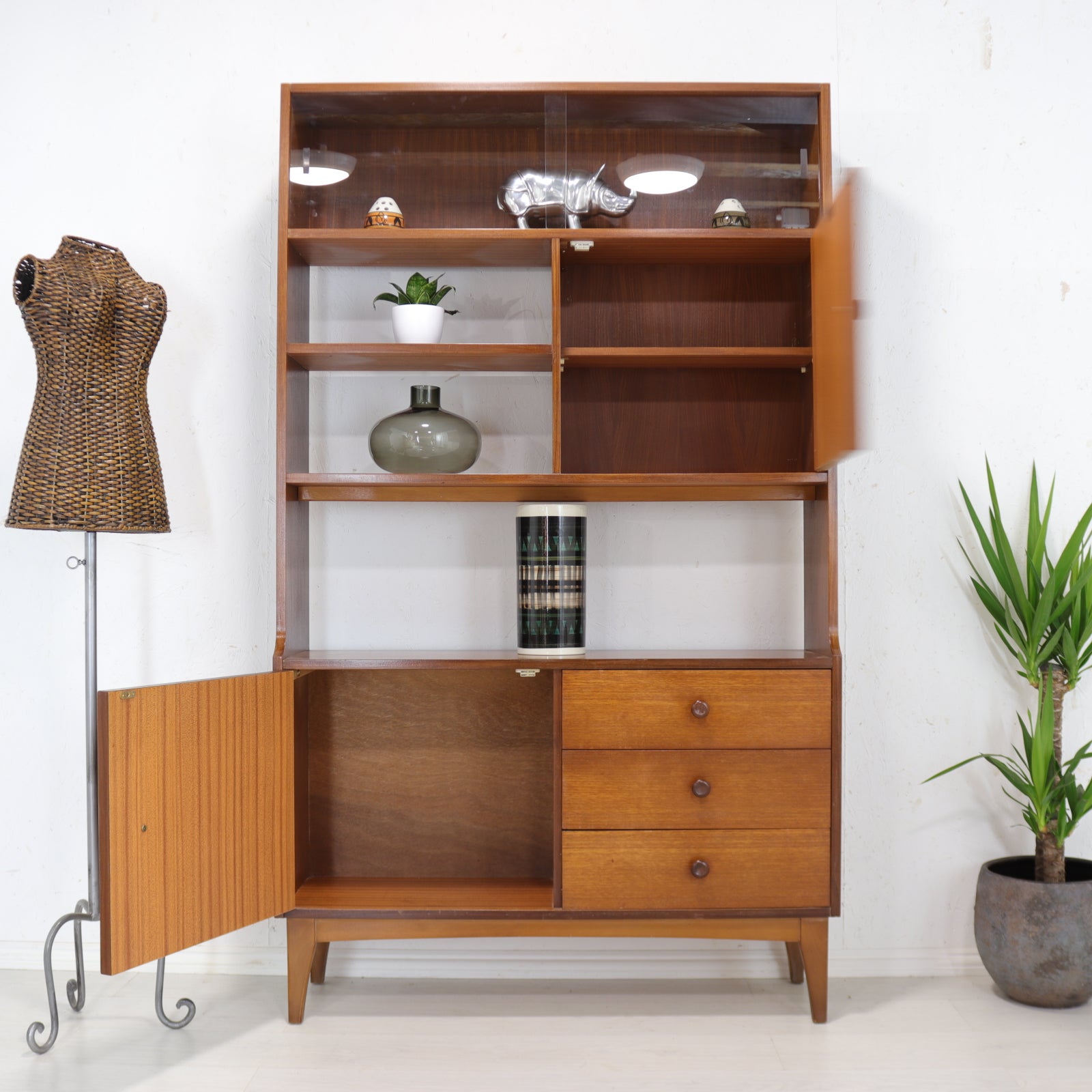 Mid Century Stonehill Teak Room Divider - teakyfinders