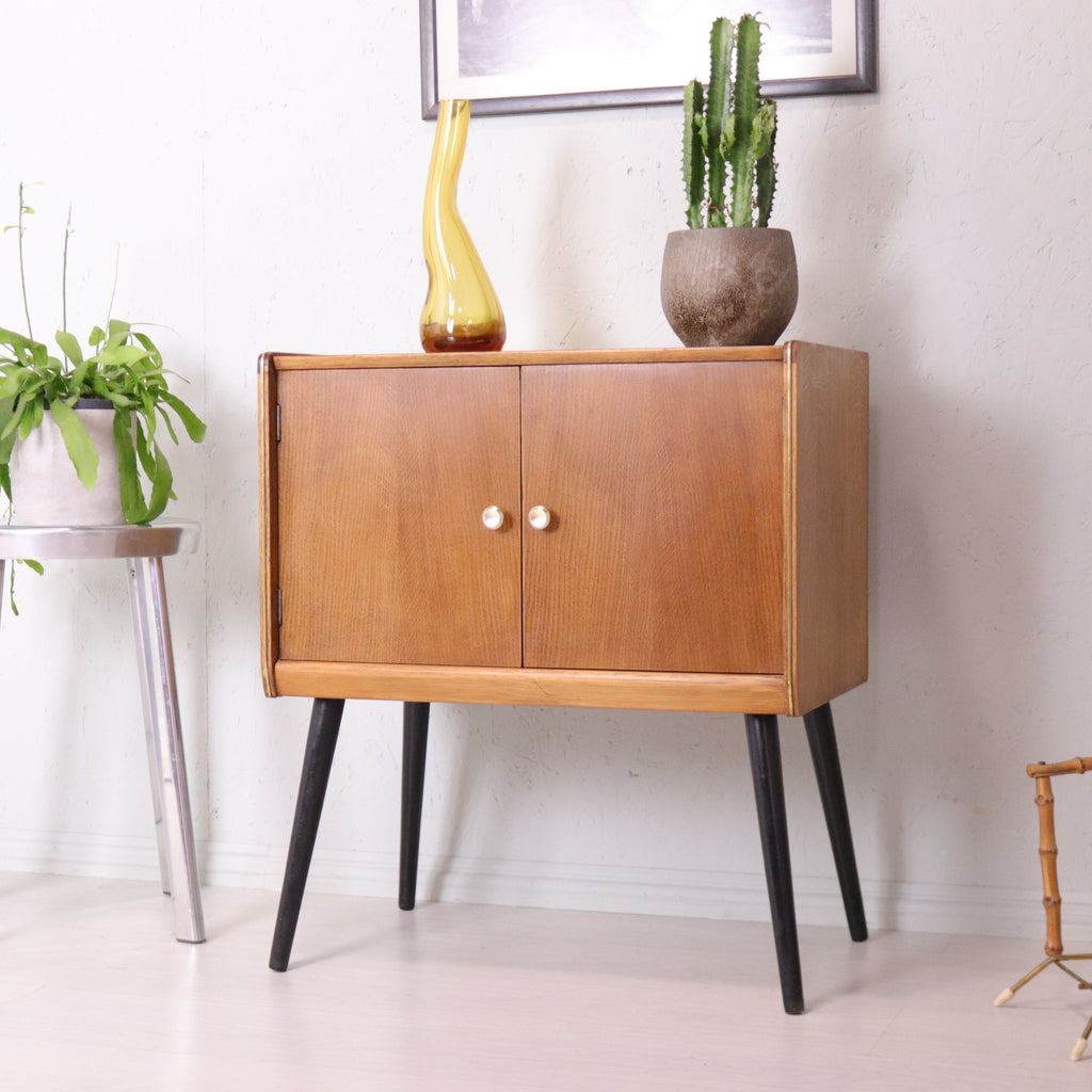 Retro Oak Vinyl Cabinet - teakyfinders