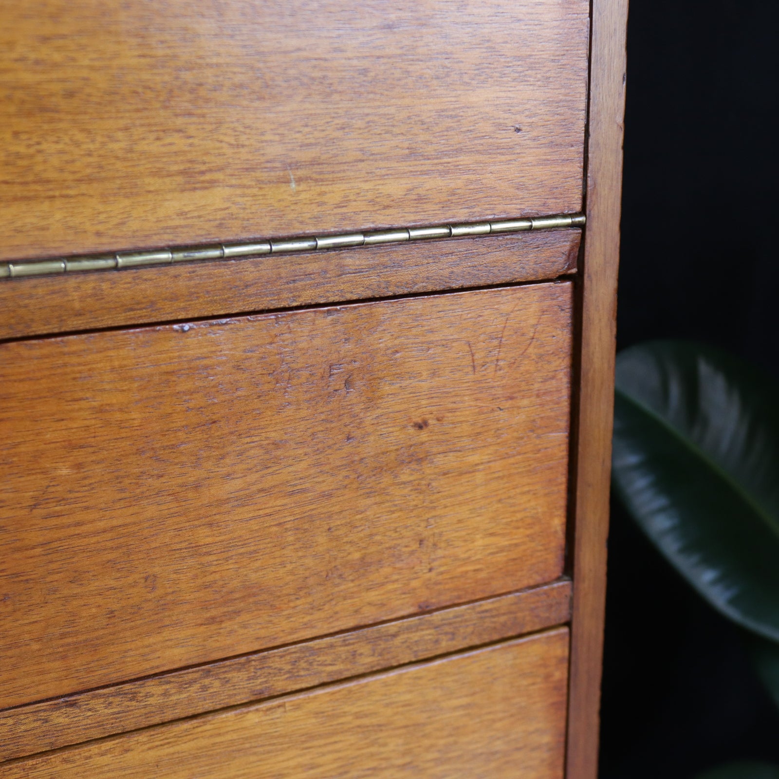 Vintage Compact Drinks Cabinet in Teak - teakyfinders