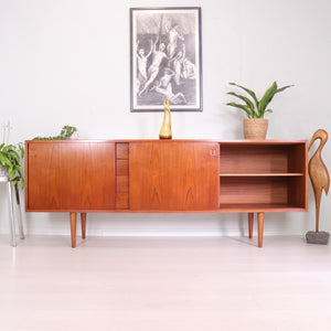 Long Danish Sejling Skabe Teak Sideboard With Sliding Doors - teakyfinders