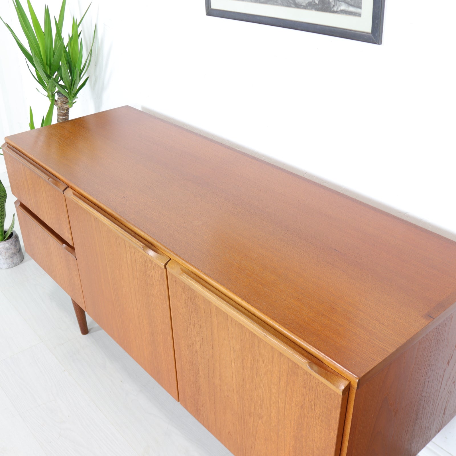 Morris of Glasgow Compact Teak Sideboard - teakyfinders