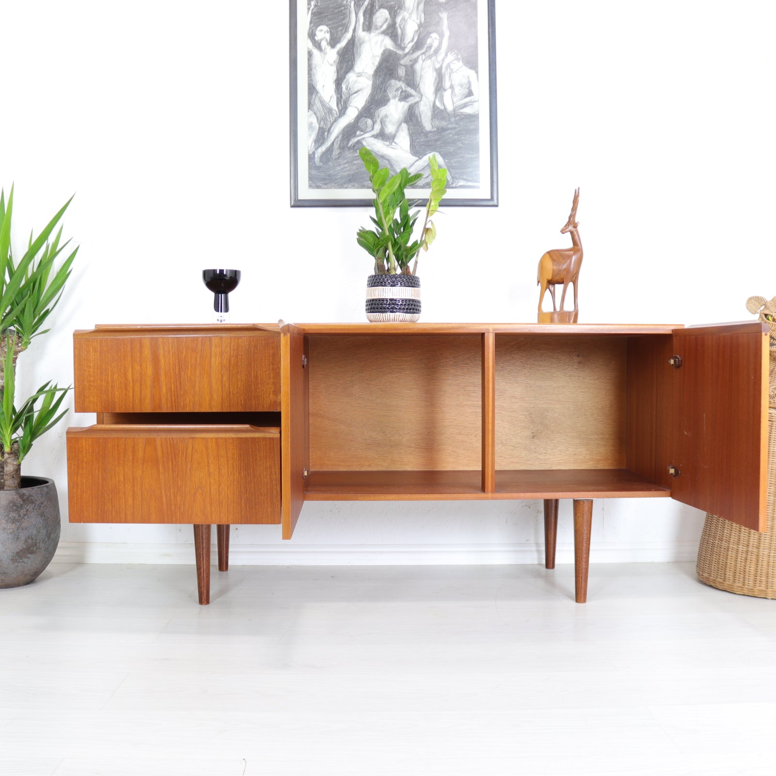 Morris of Glasgow Compact Teak Sideboard - teakyfinders