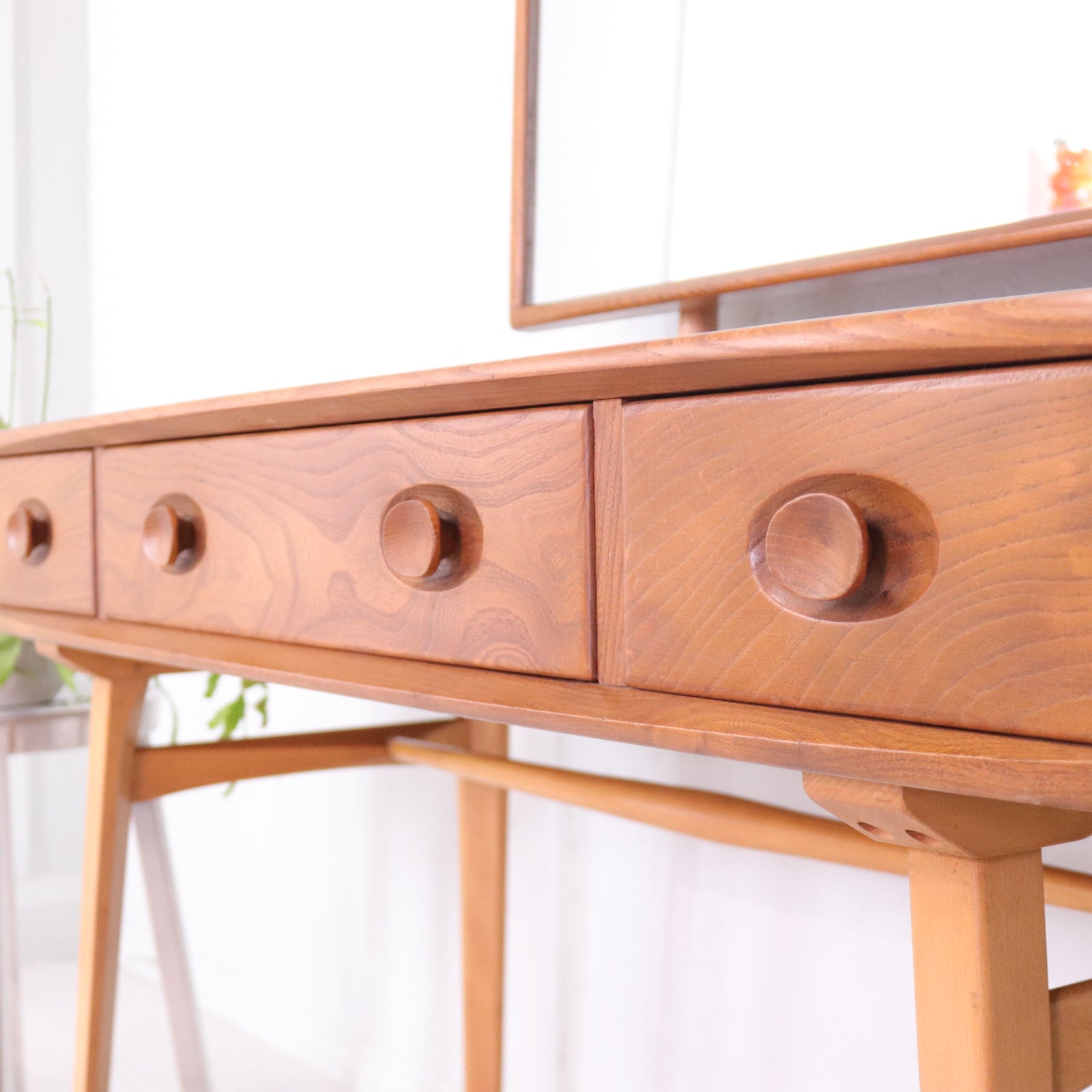 Ercol Rare Blonde Dressing Table with Mirror - teakyfinders