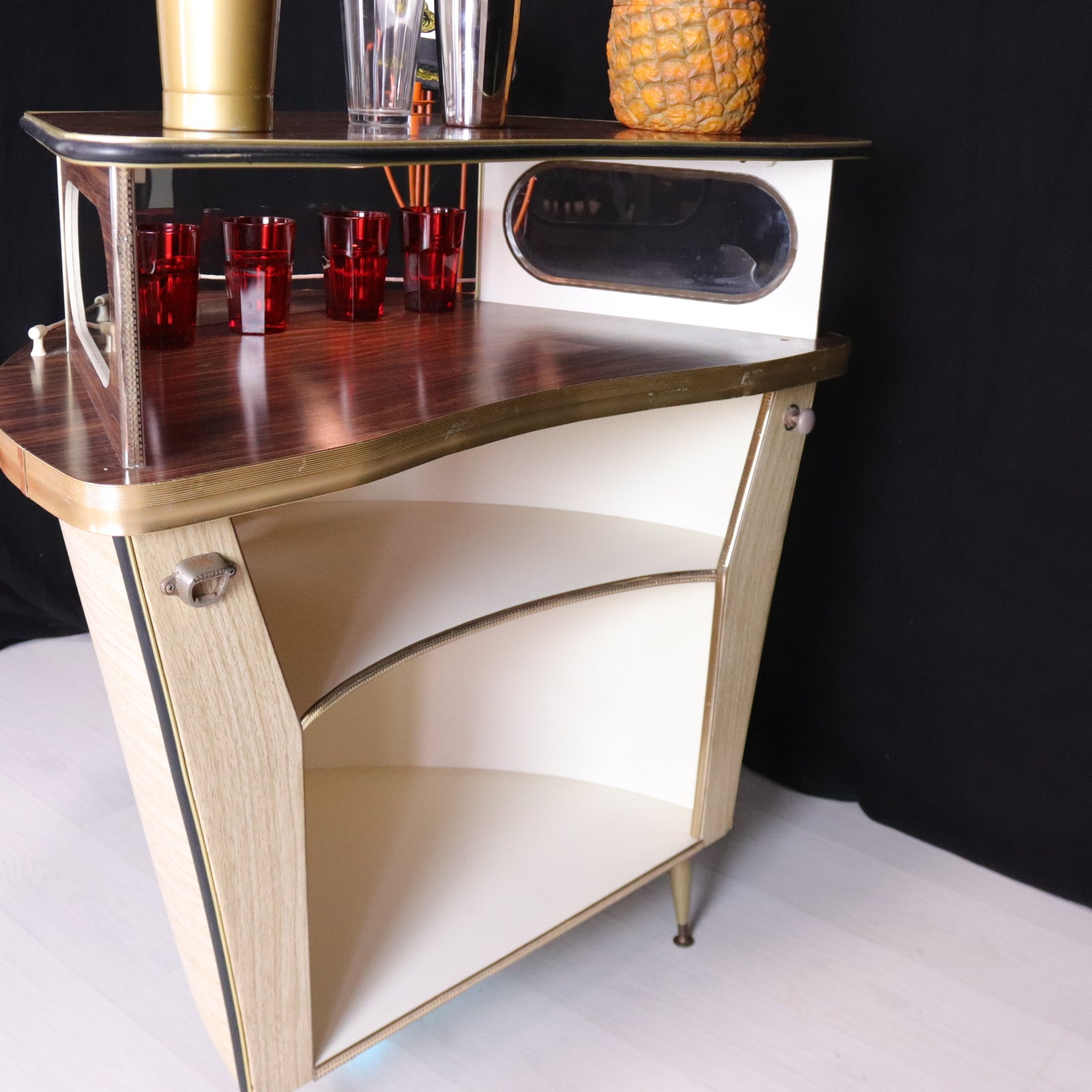 Retro Funky Boat Home Drinks Bar - teakyfinders